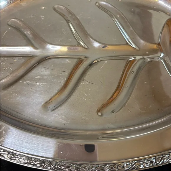 Vintage WM.A. Rogers Silver -Plated Meat Serving Plater - Picture 4 of 11